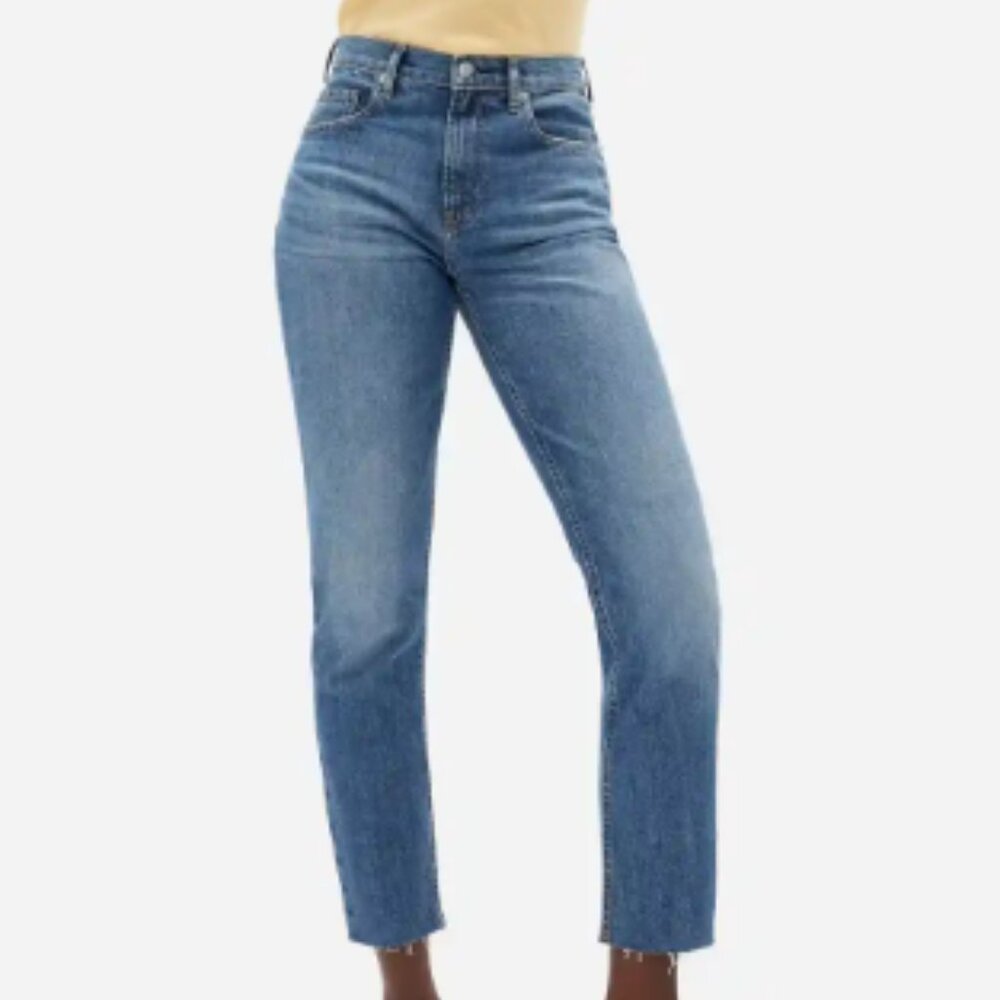 Raw-hem Everlane “The Cheeky Jean” Size 27